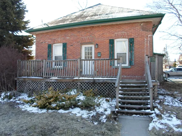 19 Kent St E, Kawartha Lakes, ON K9V 2C3