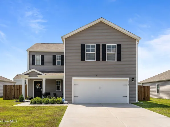 1150 Saint Augustine Drive, Castle Hayne, NC 28429