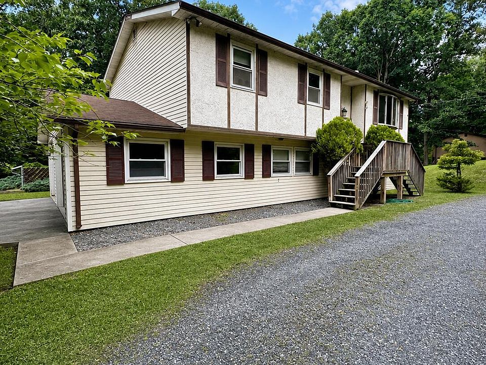 1st image of 3122 Gabrielle Ln