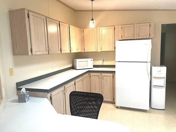 3rd image of 3135A Sugar Mill Ln