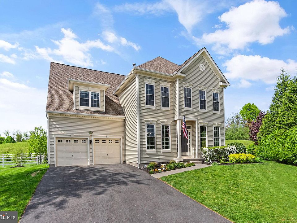1st image of 36138 Reville Ct