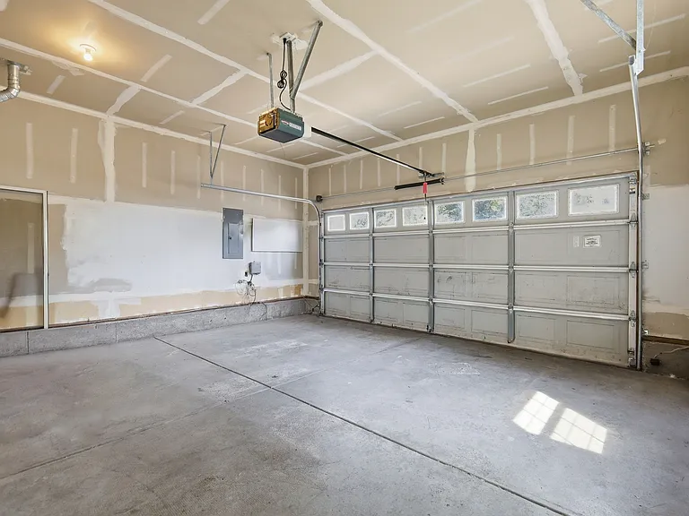 5604 Mehr Ave — Photo 39