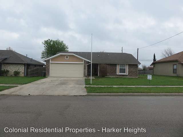 1st image of 4403 Greenlee Dr