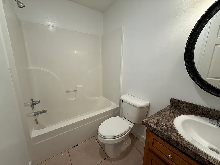 2710 Betbeze St — Photo 11