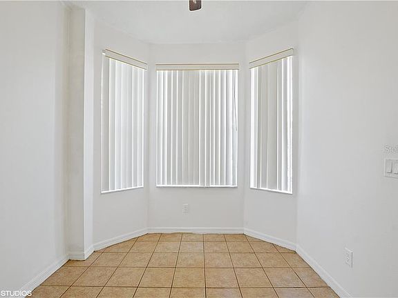 5th image of 4723 Hemingway House St