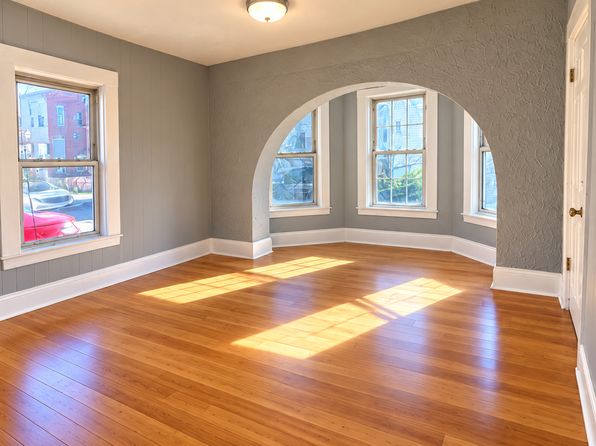 24 Sigel St #1
