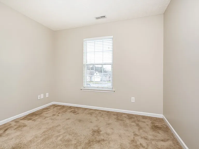 612 Rock Glen Trce — Photo 14