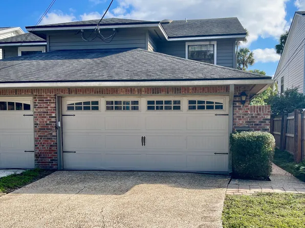 378 4TH Street, Atlantic Beach, FL 32233