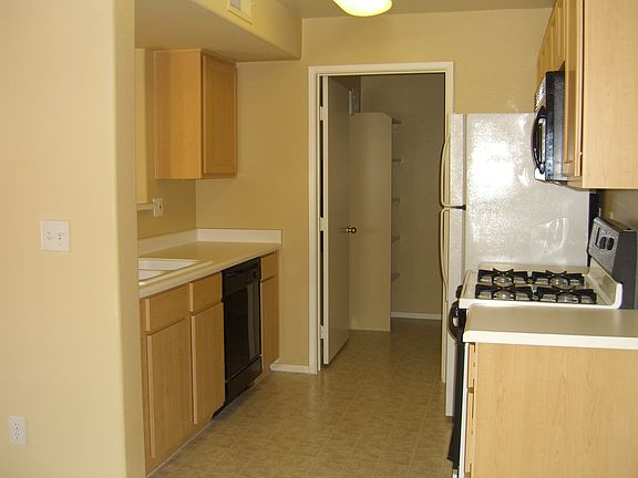 3rd image of 950 Seven Hills Dr APT 1924