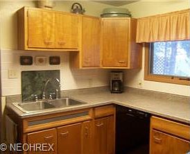 3rd image of 3091 Englewood Dr