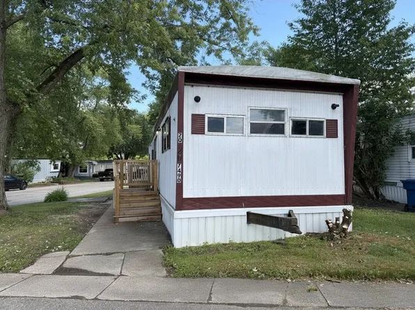 7490 Horseshoe #20, Brighton, MI 48114