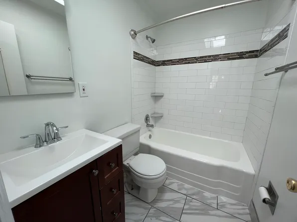 5961 Murdock Ave, Bethel Park, PA 15102