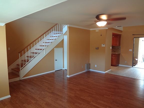 4th image of 143 Sonoma Ln