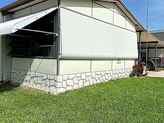 3rd image of 20720 Port Dr
