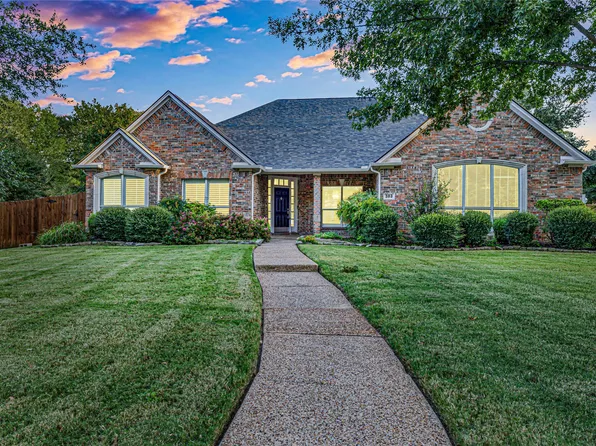 303 Canyon Lake Dr, Southlake, TX 76092
