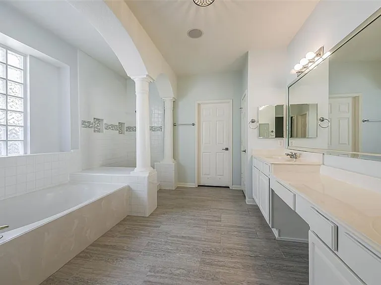 3603 E Cedar Hollow Dr — Photo 32