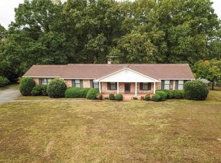 100 Holly Dr, Union, SC 29379