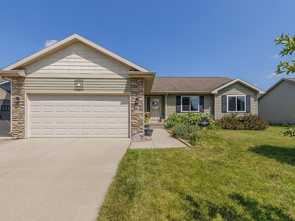 1st image of 217 NW Abbie Dr