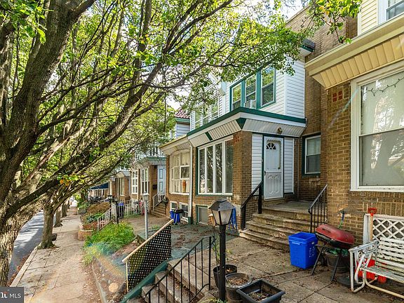 2nd image of 5784 Haddington St