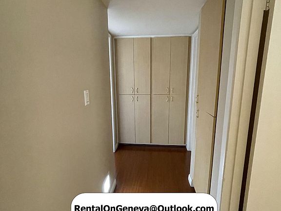 3rd image of 2339 E Geneva Dr