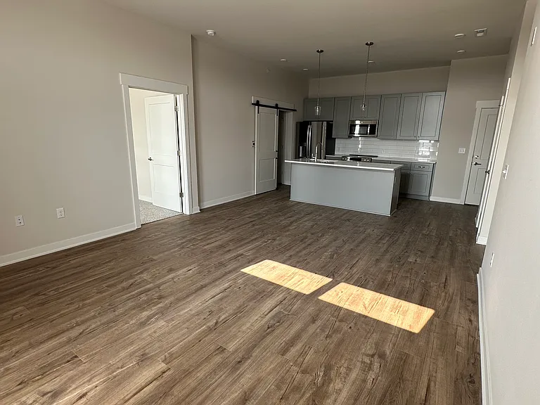 1305 Plaza Ct #208 — Photo 4