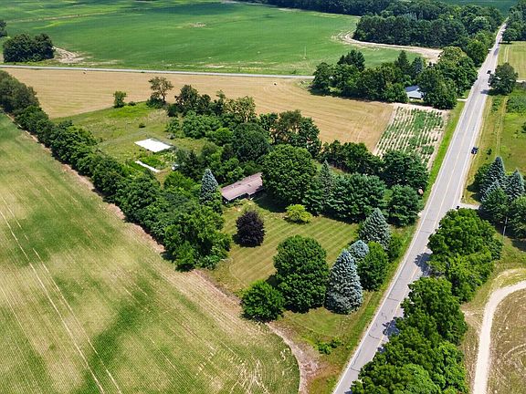 3rd image of 40516 County Road 669