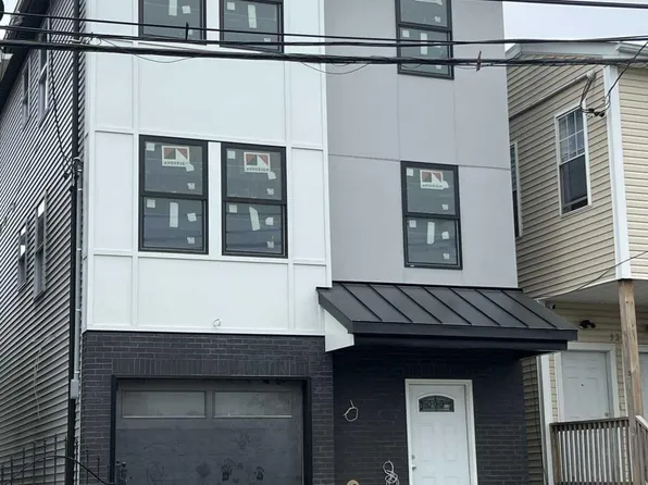 320 Grove St, Newark, NJ 07103