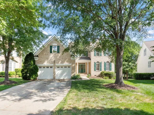 9112 Mission Hills Ct, Raleigh, NC 27617