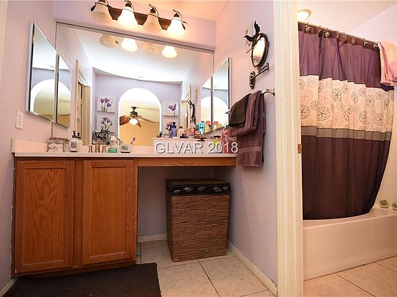 4th image of 5324 Santa Fe Heights St