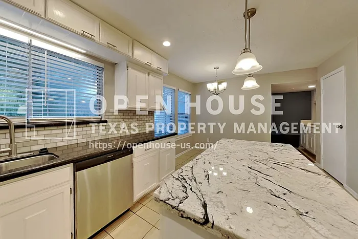 46 Berryfrost Ln — Photo 10
