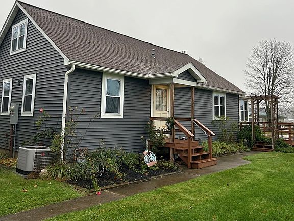 2nd image of 12612 Center St