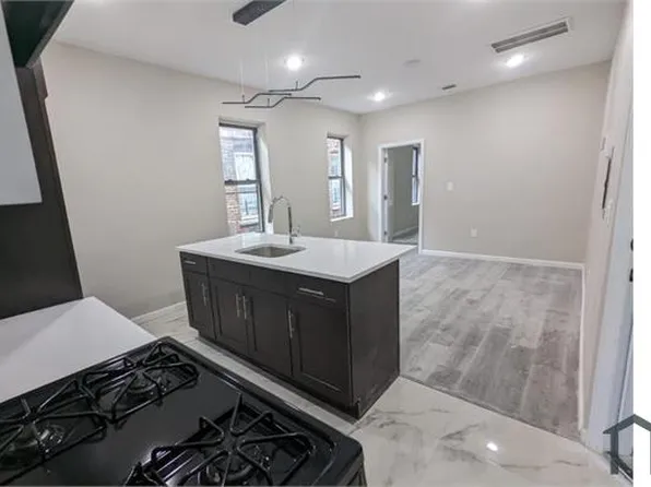 406 N 5th St #404, Newark, NJ 07107