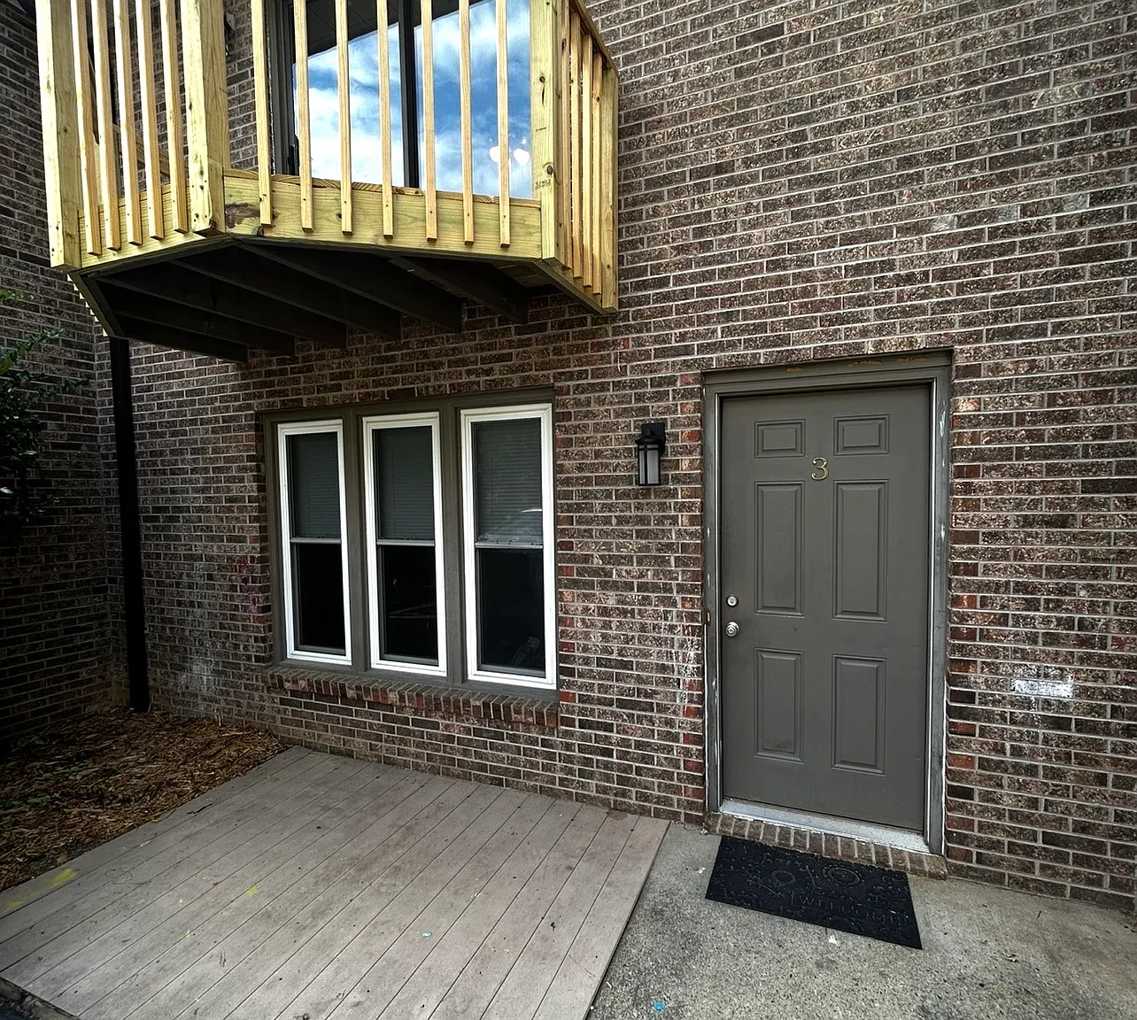 2 bed, 1.5 bath, 1280 sqft, $1,500 — Photo 1