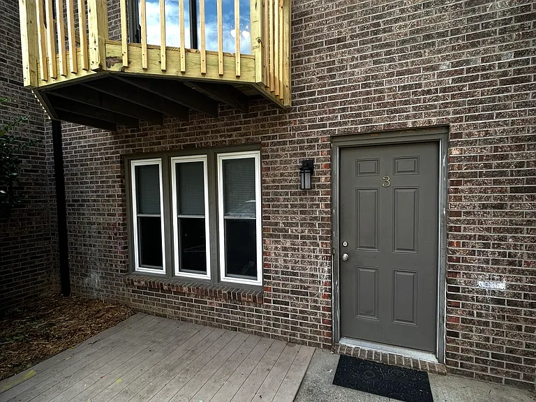 3 Country Gardens Dr — Photo 1