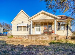 318 N Burford Ave, Watonga, OK 73772