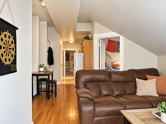 4th image of 24 Conklin St #3