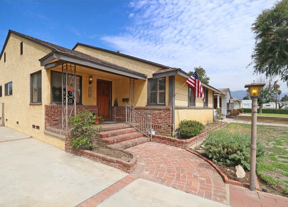 1st image of 5649 Garypark Ave