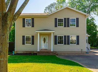 290 Lake Ave S, Nesconset, NY 11767