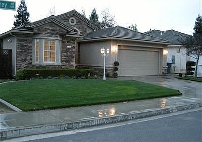 2nd image of 7596 N McCaffrey Ave