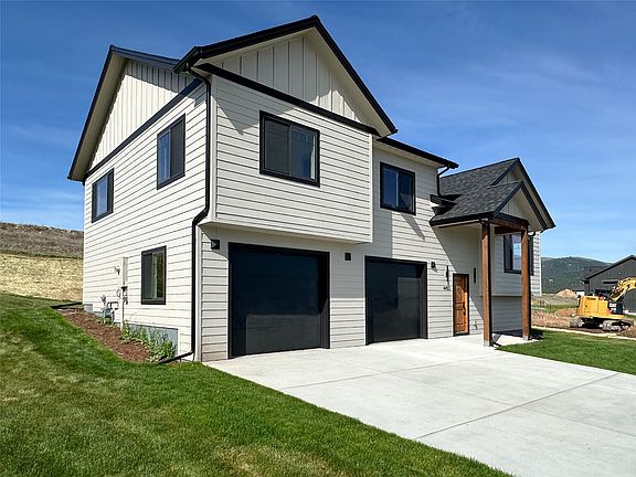 3rd image of 4453 Christian Dr
