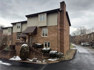 303 Kay Dr, Pittsburgh, PA 15236