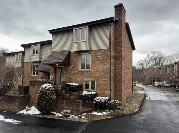 303 Kay Dr, Pittsburgh, PA 15236