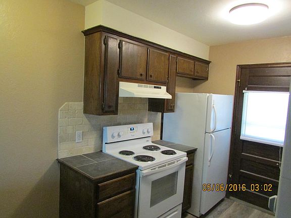 4th image of 517 N Ponca Ave