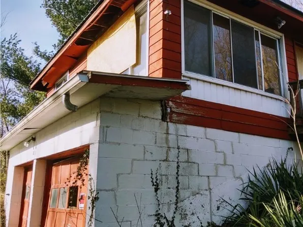 1960 Hillsboro Rd, East Cleveland, OH 44112