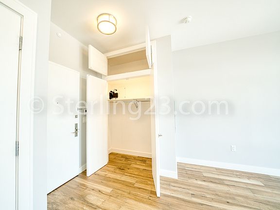 4th image of 31-12 24th Ave #5