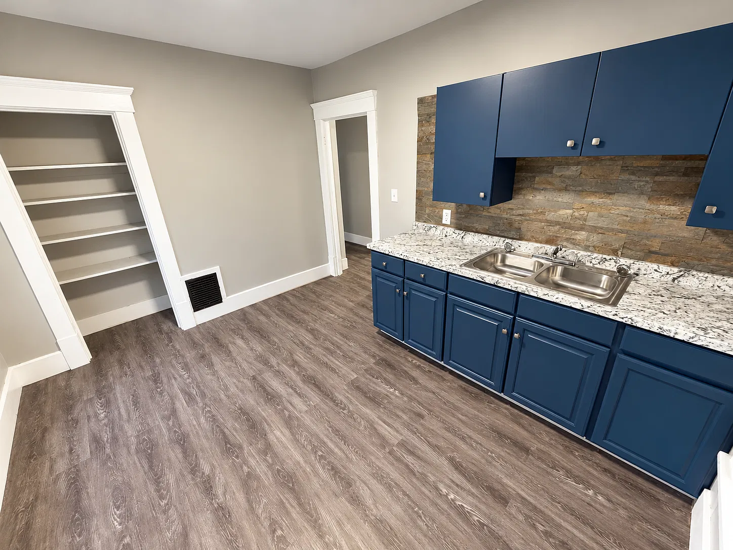 2 bed, 800 sqft, $850 — Photo 2