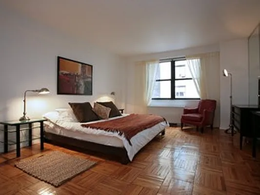 Sold by Corcoran | media 3