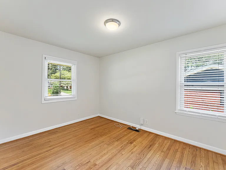 2808 Bardwell Rd — Photo 18