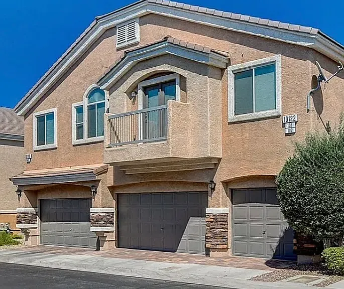 Aspen Rose St — Photo 1