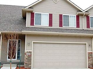 2216 NW Bayberry Ln, Ankeny, IA 50023